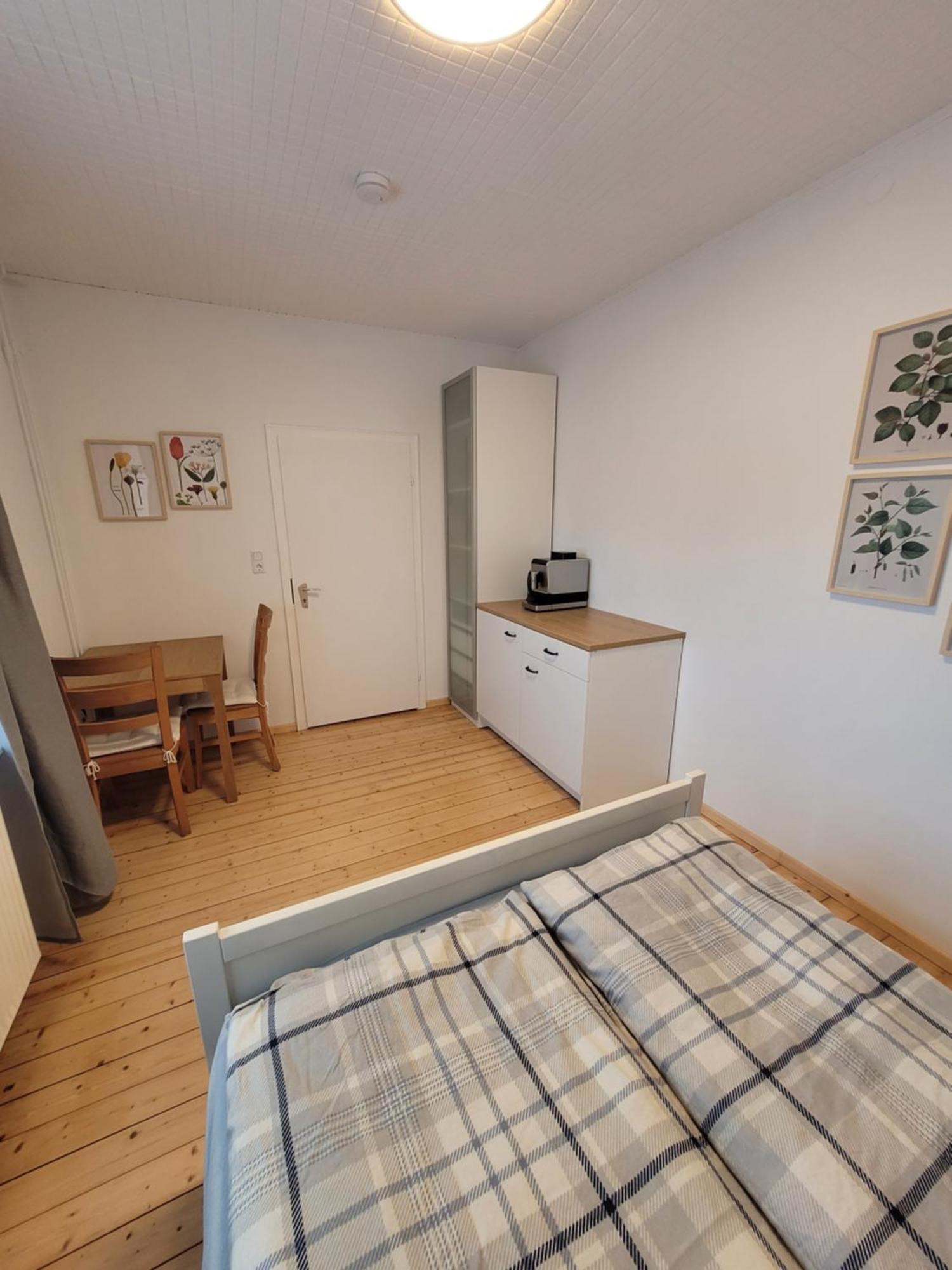 Ruhige, Kleine In Weyhe, Naehe Bremen *